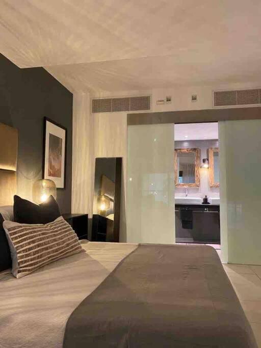 Apartment Duplex 2 Bedroom In Portomaso St Julians Saint Julian's